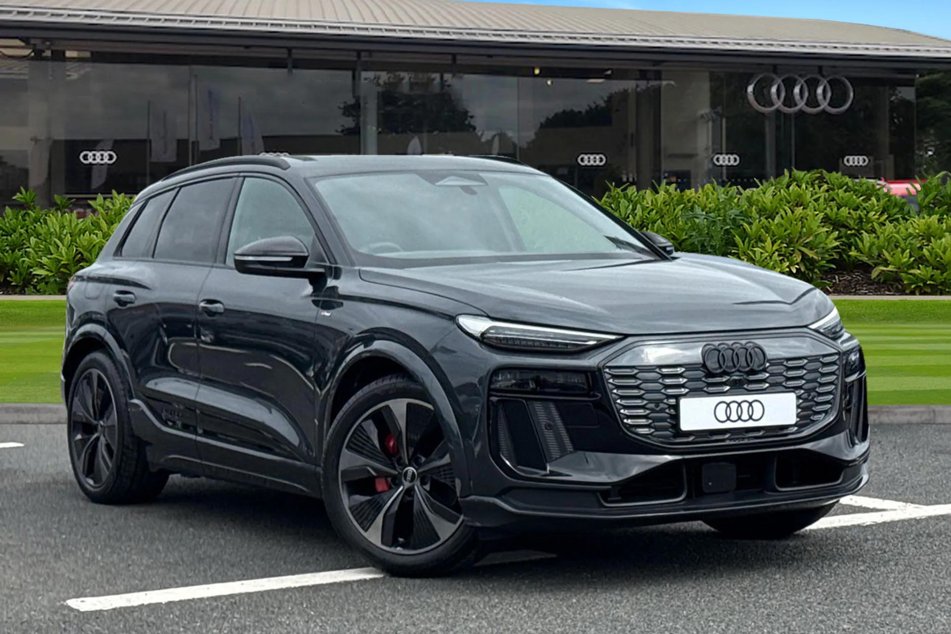 Car image 10