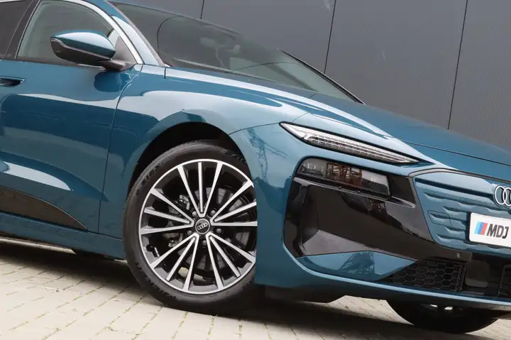 Audi A6 e-tron